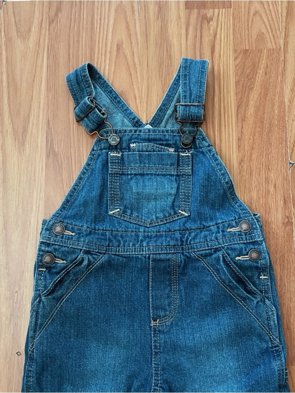 OshKosh Genuine Kids Short Overalls Boy/Girl Size 18 Months Denim Blue 2010 y2k
